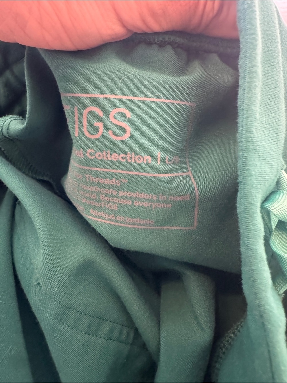 Figs Green Set Top/Joggers - Picture 3 of 3
